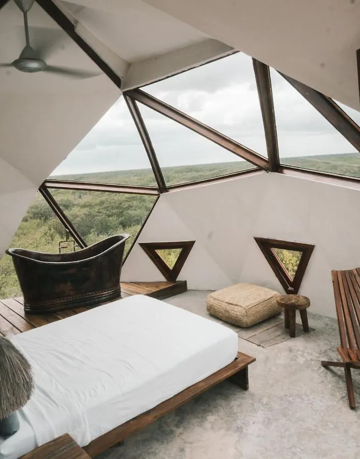 Hotel Mamasan Treehouses & Cabins Tulum