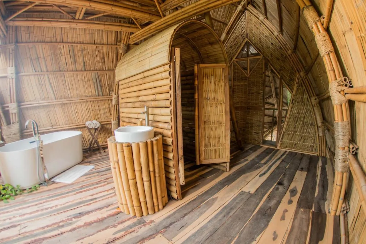 Mamasan Treehouses & Cabins Tulum 4*,  México