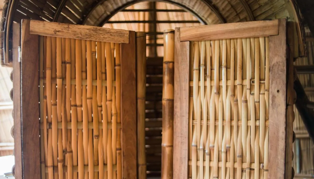 Mamasan Treehouses & Cabins Tulum Hotel