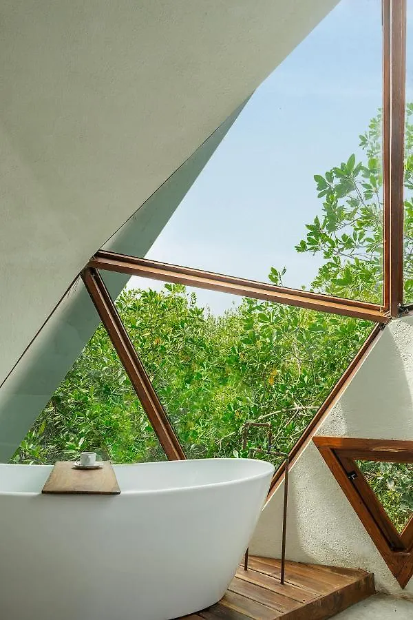 טולום Mamasan Treehouses & Cabins