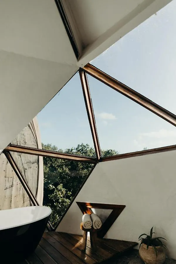 טולום Mamasan Treehouses & Cabins מקסיקו