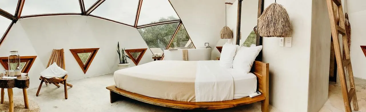 **** Hotell Mamasan Treehouses & Cabins Tulum Mexiko